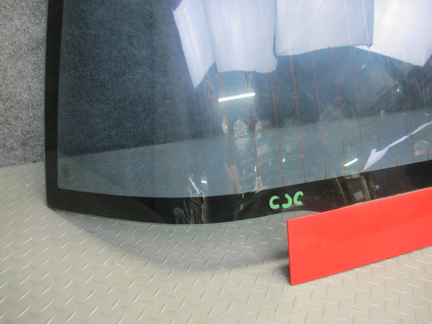 84-96 Chevrolet Corvette C4 Coupe Rear Hatch Heated Glass Window w Molding OEM