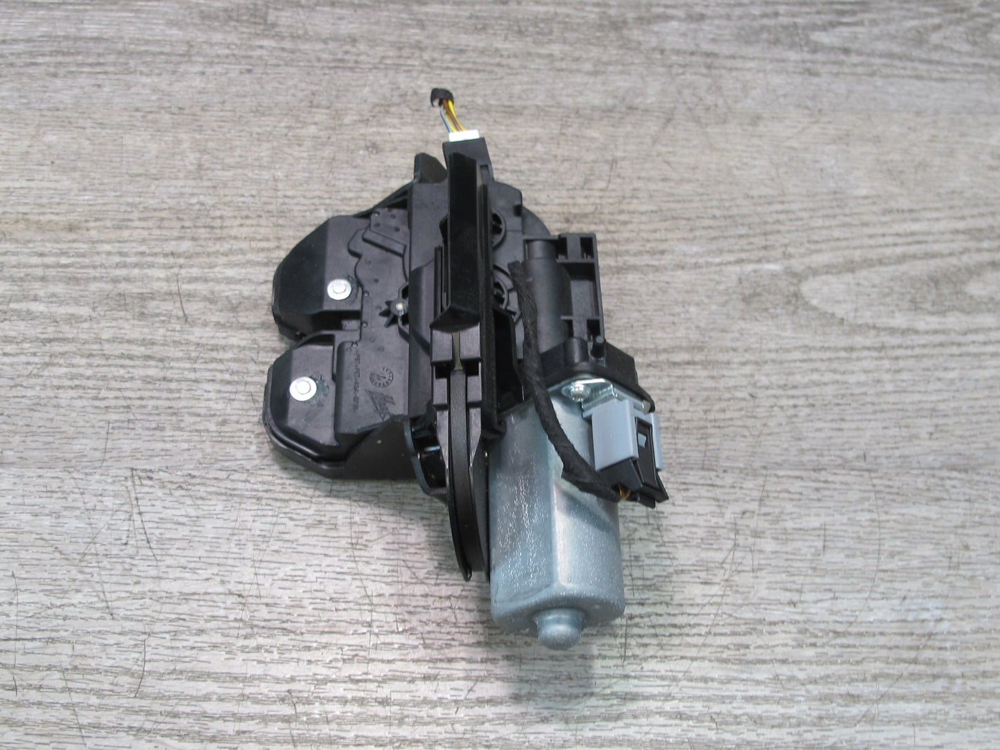 2015-2025 Porsche Macan Rear Trunk Lid Liftgate Lock Latch Actuator 95B827505