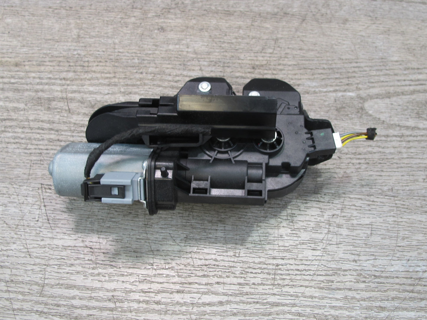 2015-2025 Porsche Macan Rear Trunk Lid Liftgate Lock Latch Actuator 95B827505