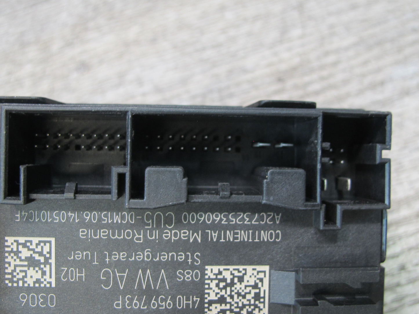 2015-2018 Porsche Macan Front Left Door Control Module 4H0959793AC