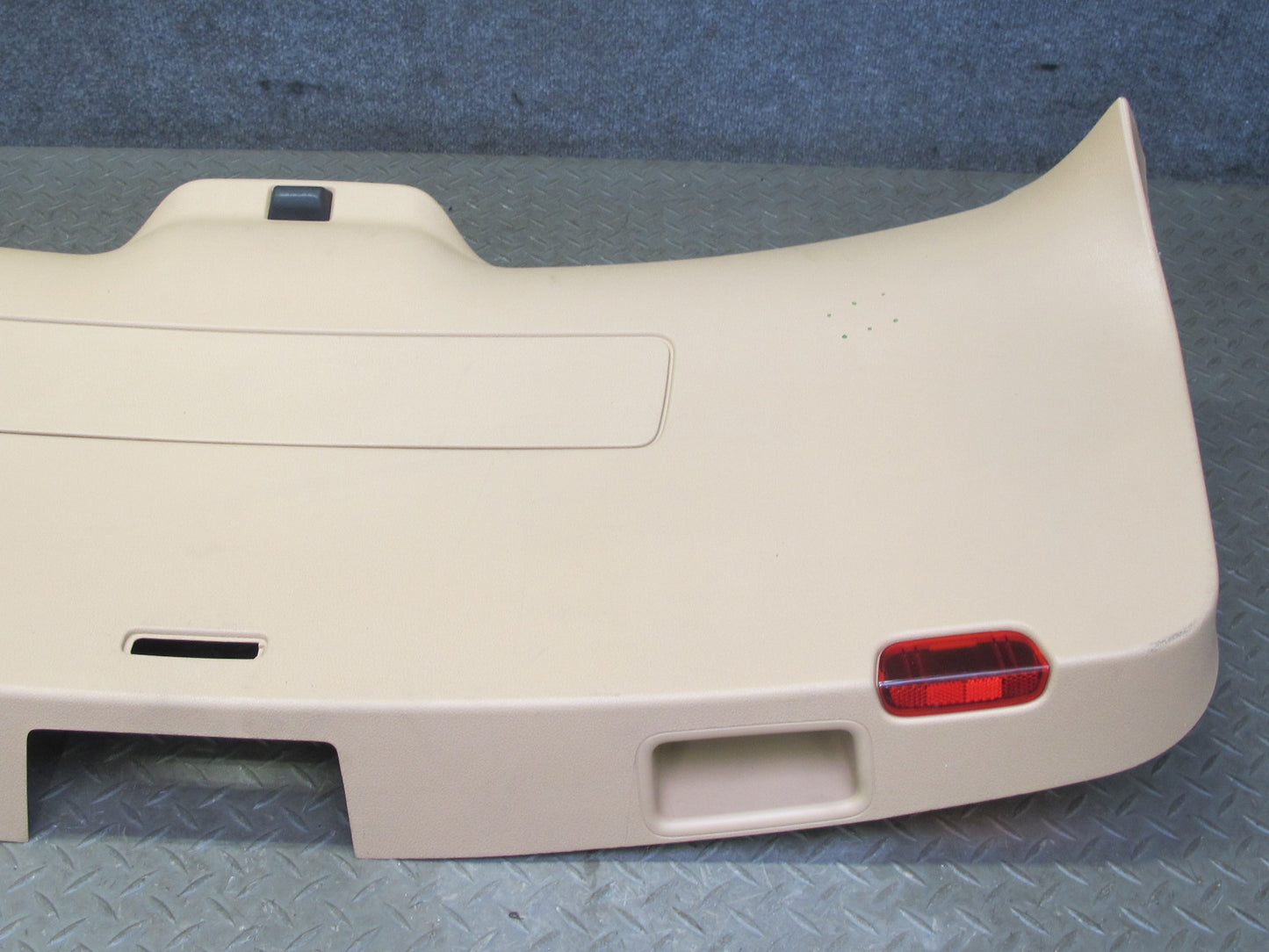 2015-2018 Porsche Macan Rear Trunk Lid Tailgate Upper & Lower Trim Panel Set