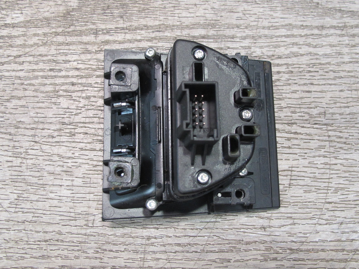 2015-2018 Porsche Macan Electric Parking Brake Control Switch 95B927225A