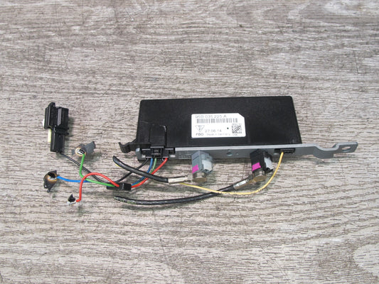 2015-2018 Porsche Macan Antenna Booster Amplifier Module 95B035225A