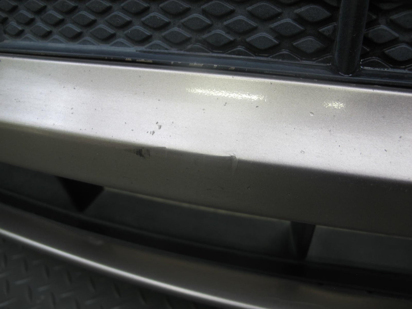 2015-2018 Porsche Macan Front Bumper Cover w PDC Sensors Palladium