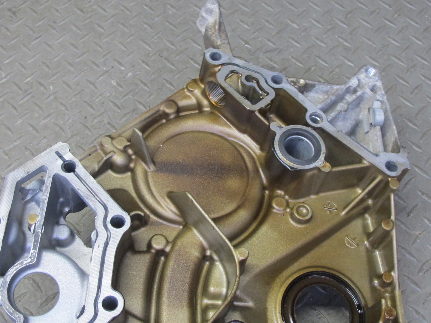 03-06 Mercedes R230 SL500 5.0L M113 Engine Motor Timing Cover OEM