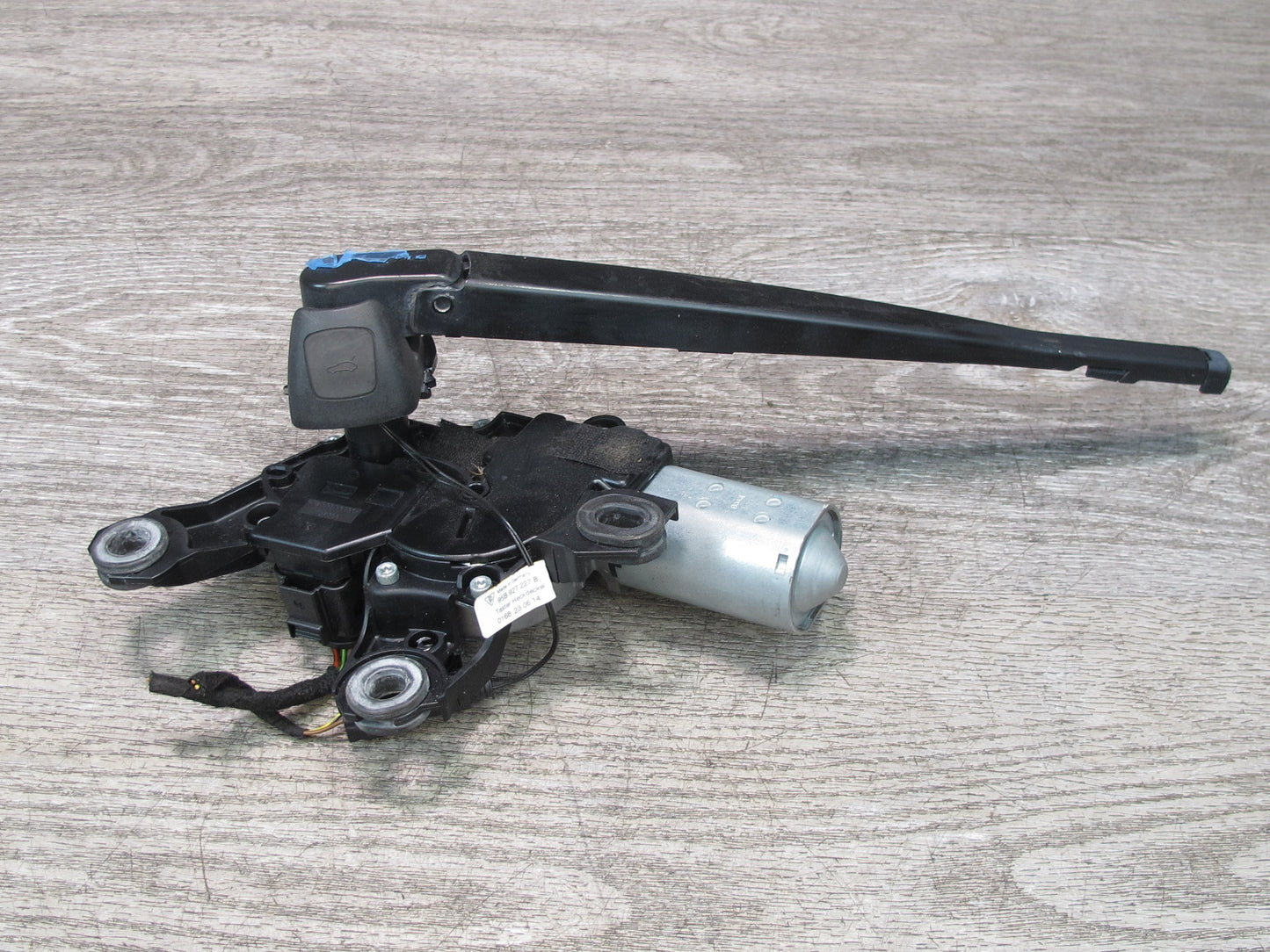 2015-2025 Porsche Macan Rear Trunk Lid Tailgate Hatch Wiper Motor w Arm