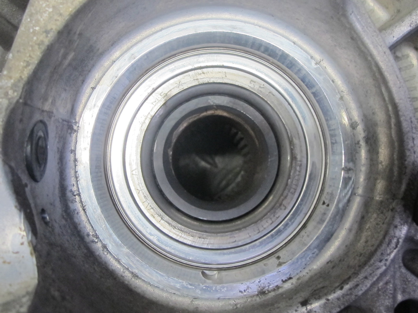 1999-2004 Porsche 911 996 Boxster RWD Rear Left Spindle Knuckle Wheel Hub