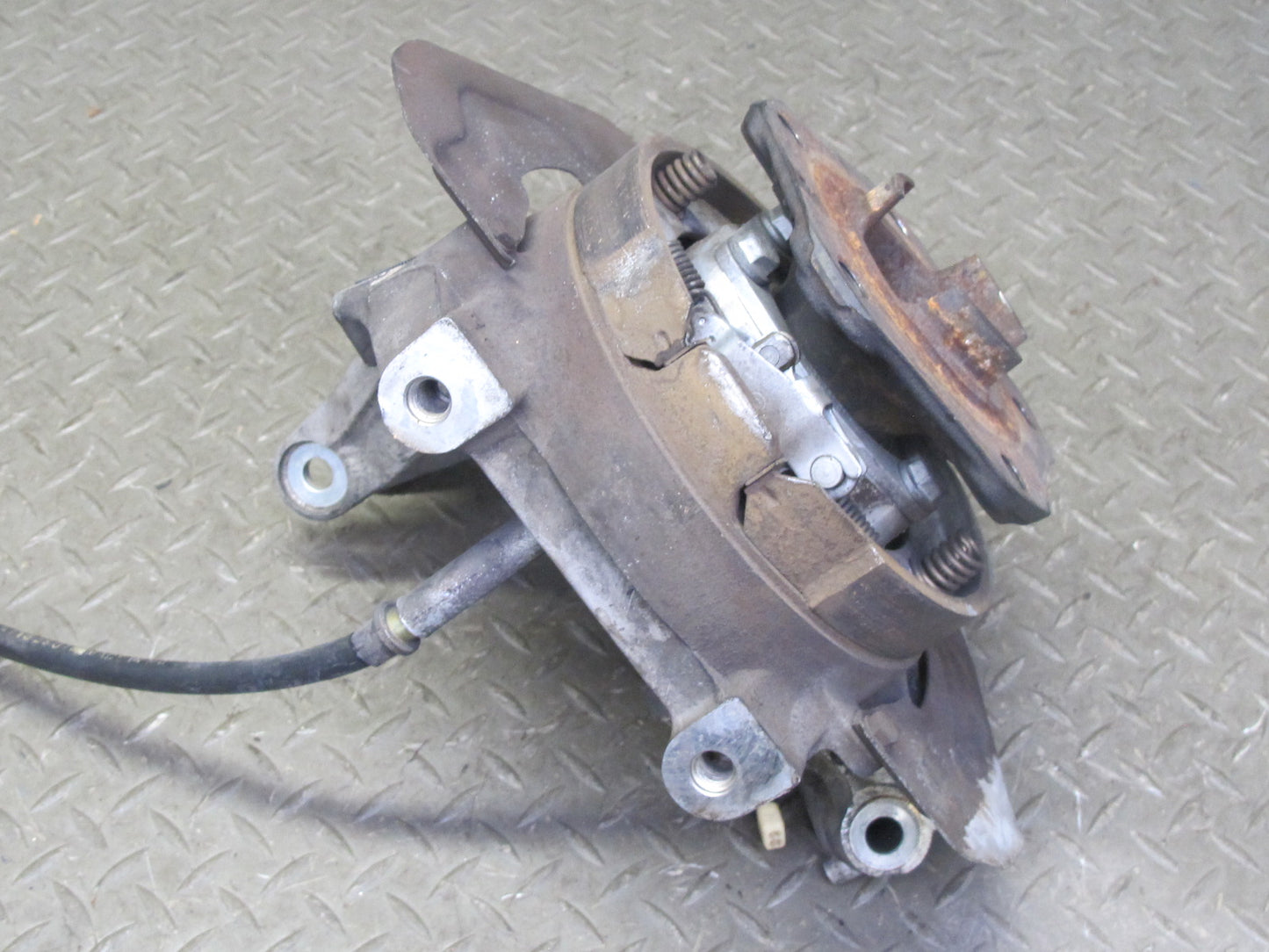 1999-2004 Porsche 911 996 Boxster RWD Rear Right Spindle Knuckle Wheel Hub
