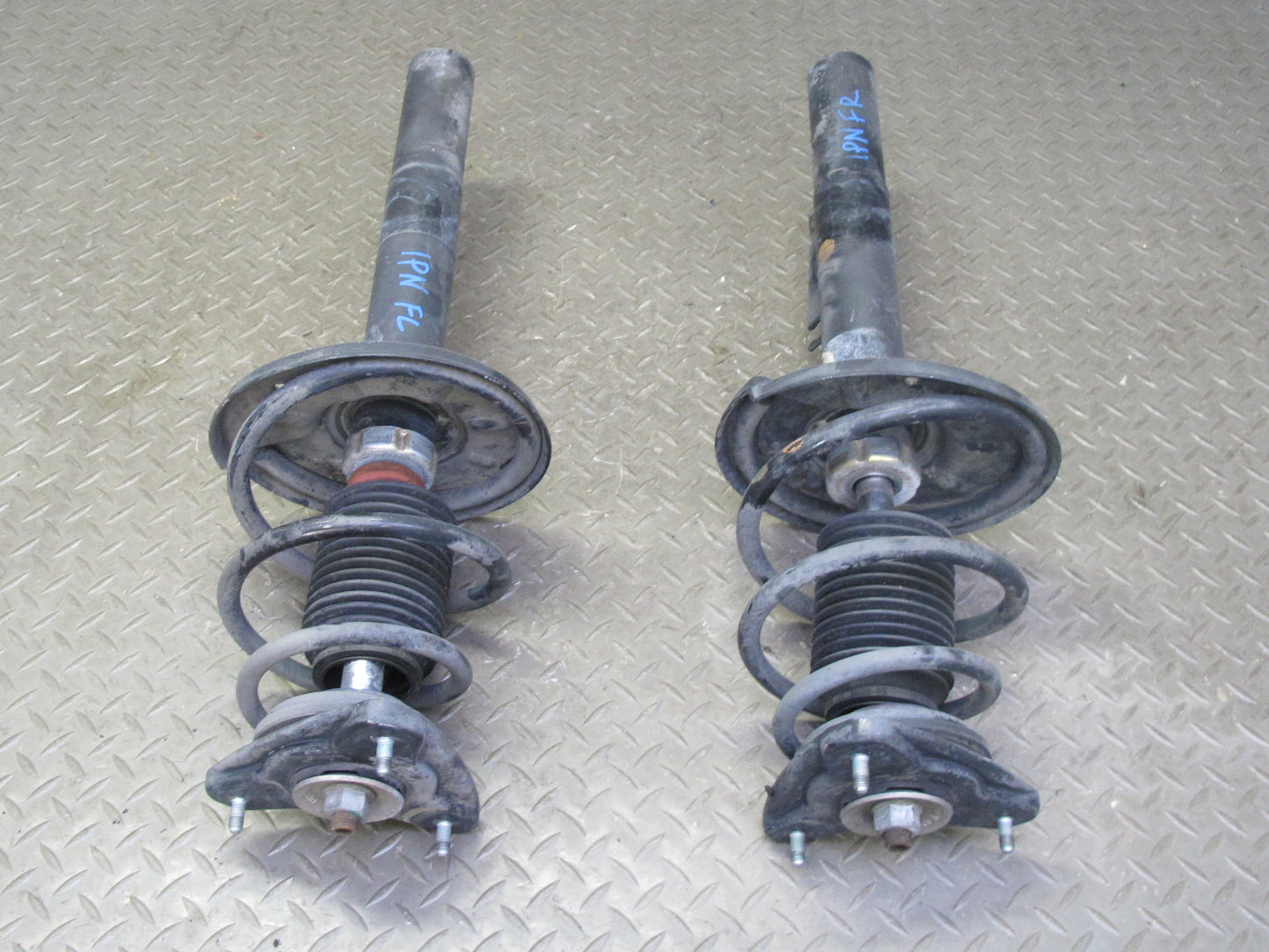 2002-2005 Porsche 911 996 Conv RWD Front Left & Right Strut Shock Absorber Set