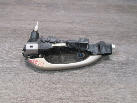 2015-2018 Porsche Macan Front Left Door Exterior Handle w Keyless Entry