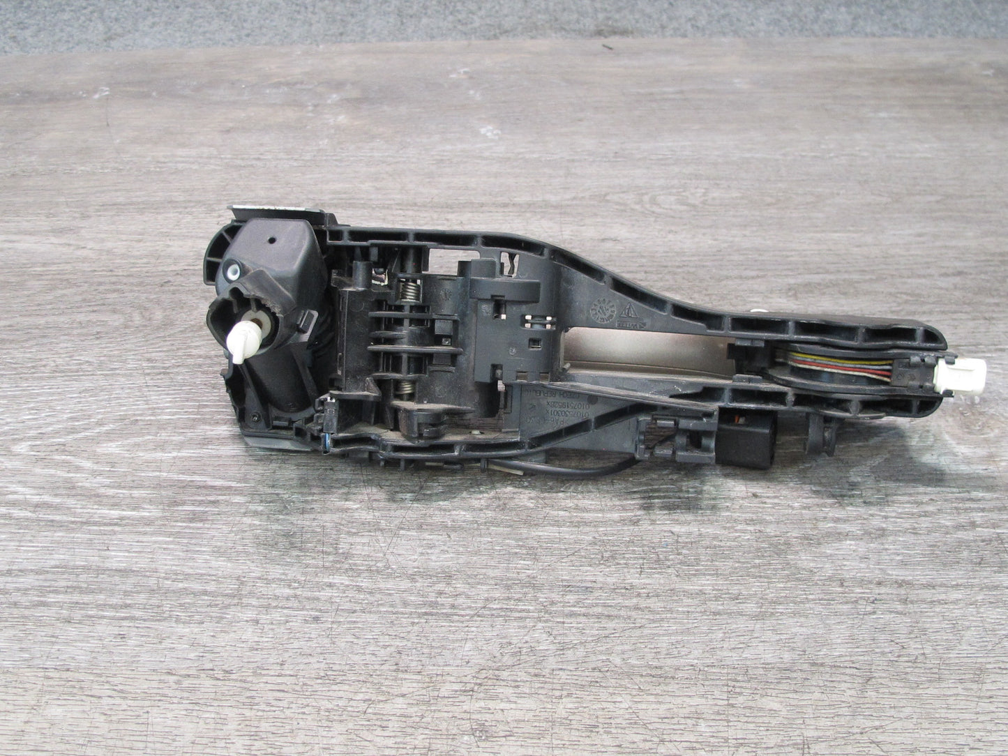 2015-2018 Porsche Macan Front Left Door Exterior Handle w Keyless Entry
