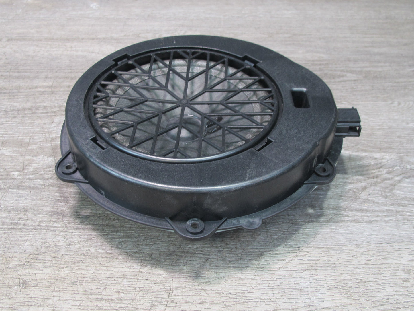 2015-2025 Porsche Macan Rear Left & Right Door Speaker Set of 2 97064565102