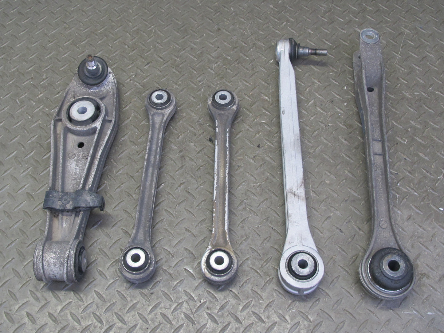 99-05 Porsche 911 996 Rear Left Suspension Upper & Lower Control Arm Set of 5