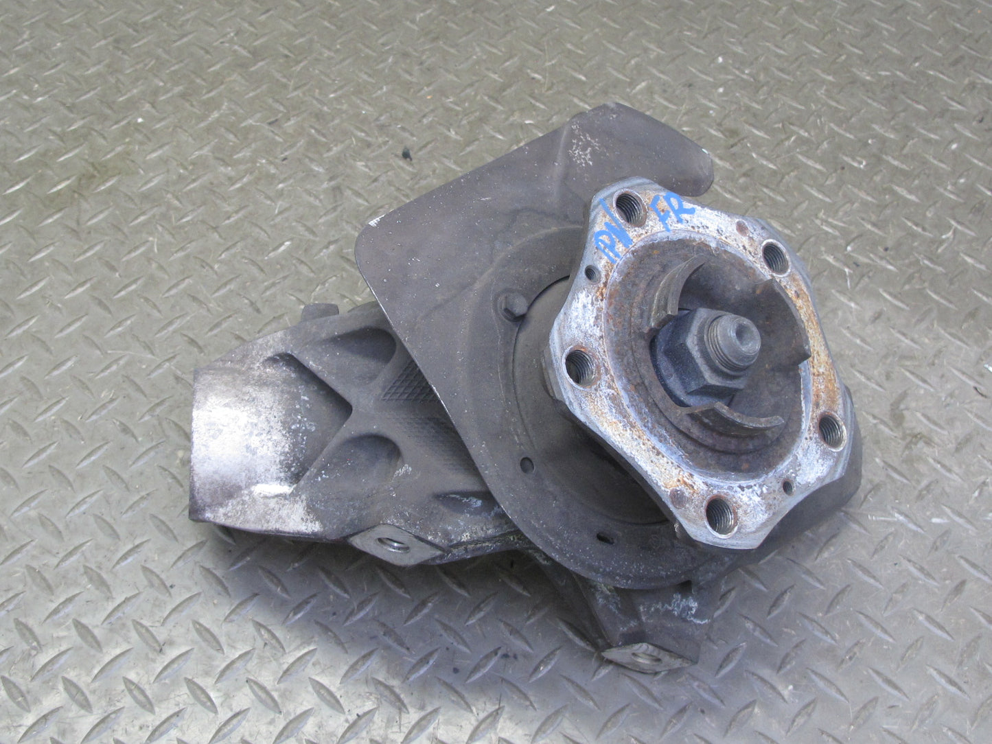 1999-2004 Porsche 911 996 Boxster RWD Front Right Spindle Knuckle Wheel Hub