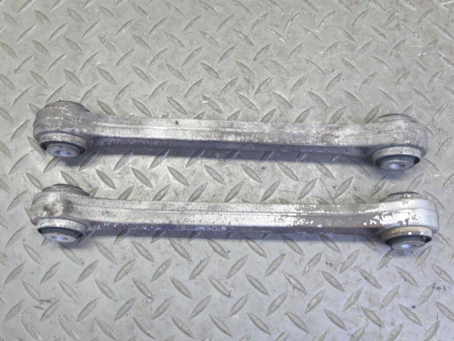 99-05 Porsche 911 996 Rear Right Suspension Upper & Lower Control Arm Set of 5