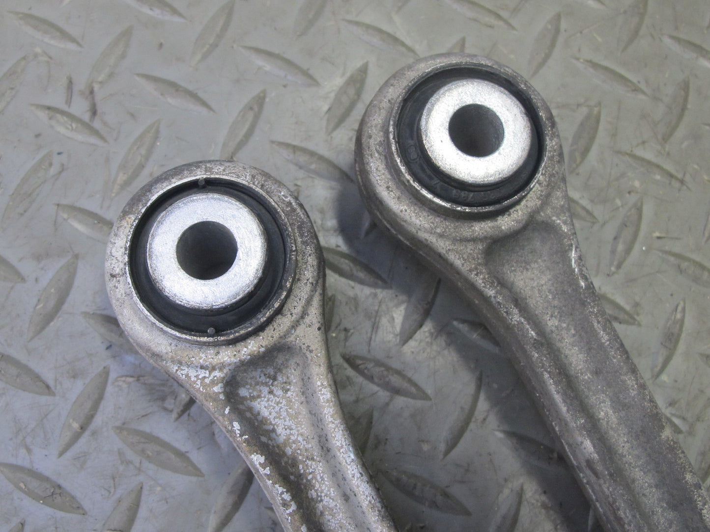 99-05 Porsche 911 996 Rear Right Suspension Upper & Lower Control Arm Set of 5