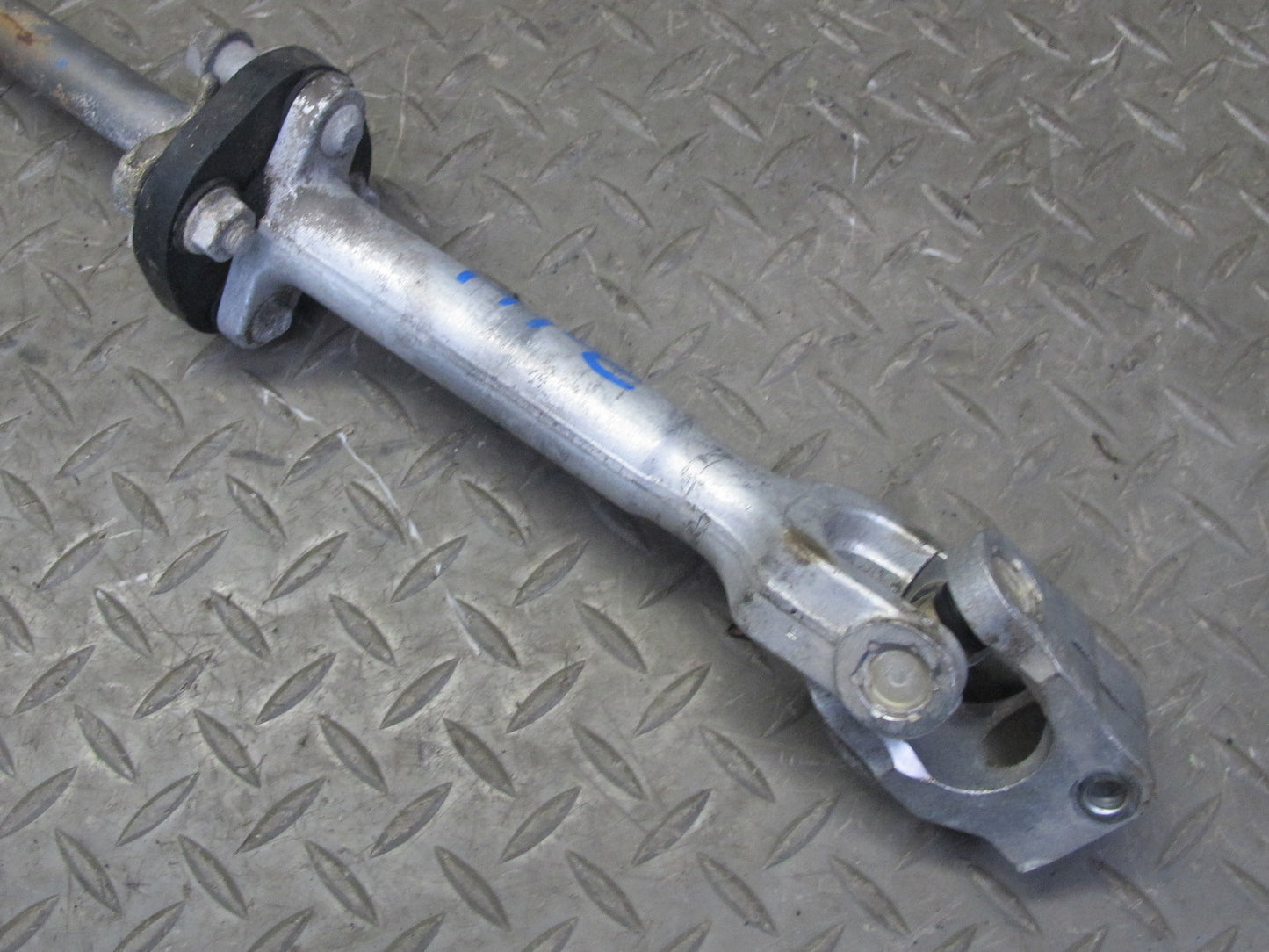 1984-1989 Porsche 928 S Steering Column Lower Linkage U Joint Shaft