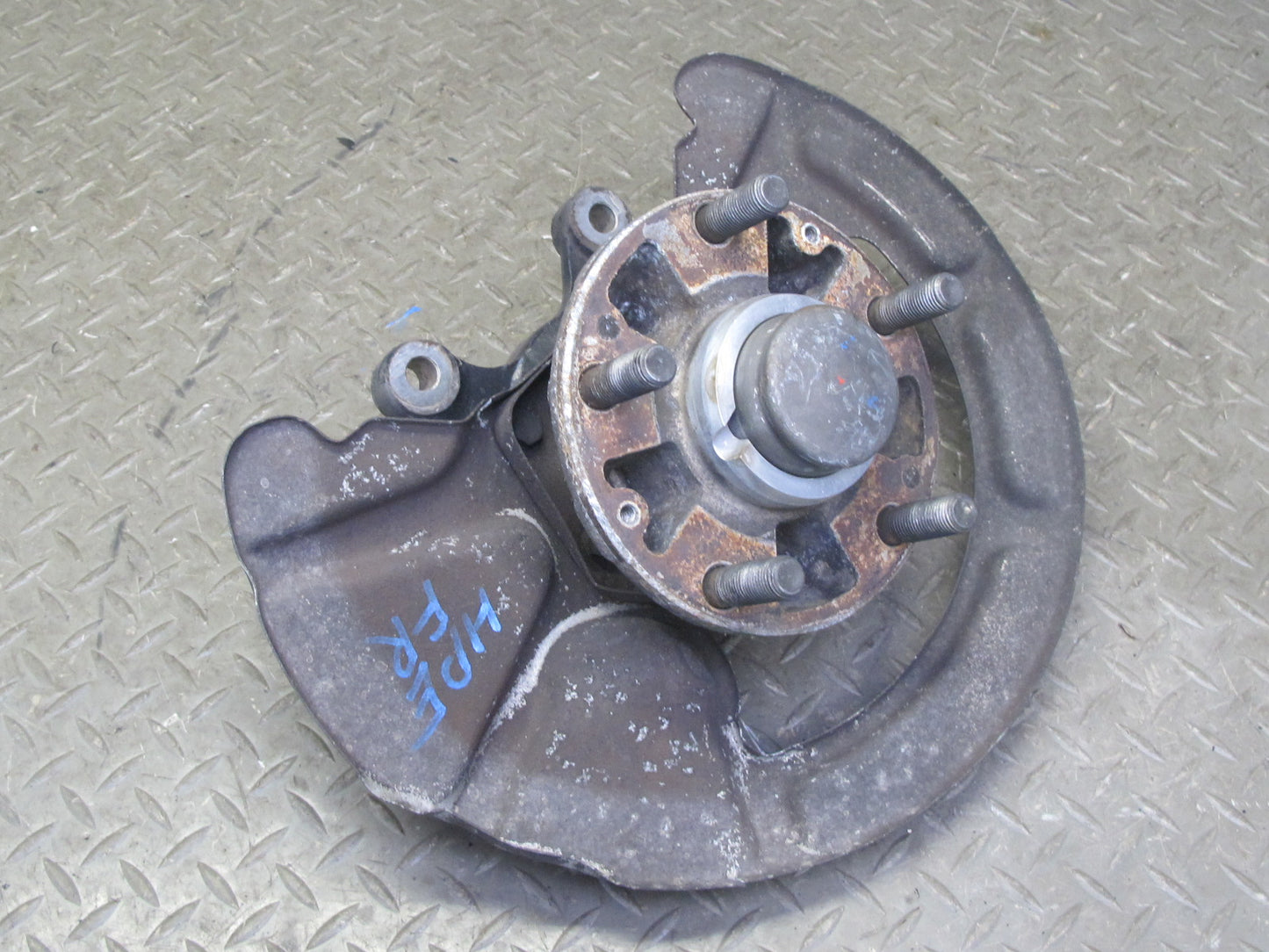 1984-1985 Porsche 928 S Front Right Side Spindle Knuckle Wheel Hub Bearing