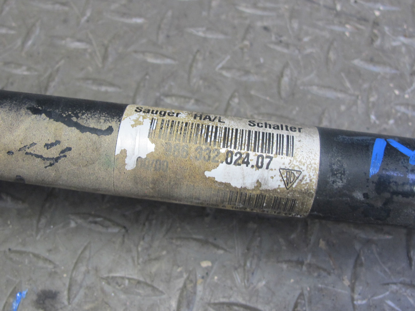 1997-2002 Porsche Boxster 986 M/T 5-SPEED Rear Left Side Suspension Axle Shaft