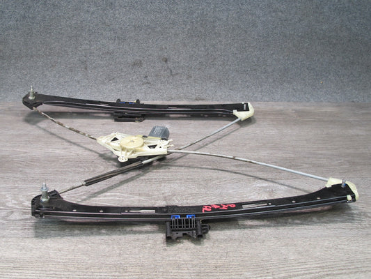 2015-2018 Porsche Macan Front Right Door Window Regulator w Motor 95B837462