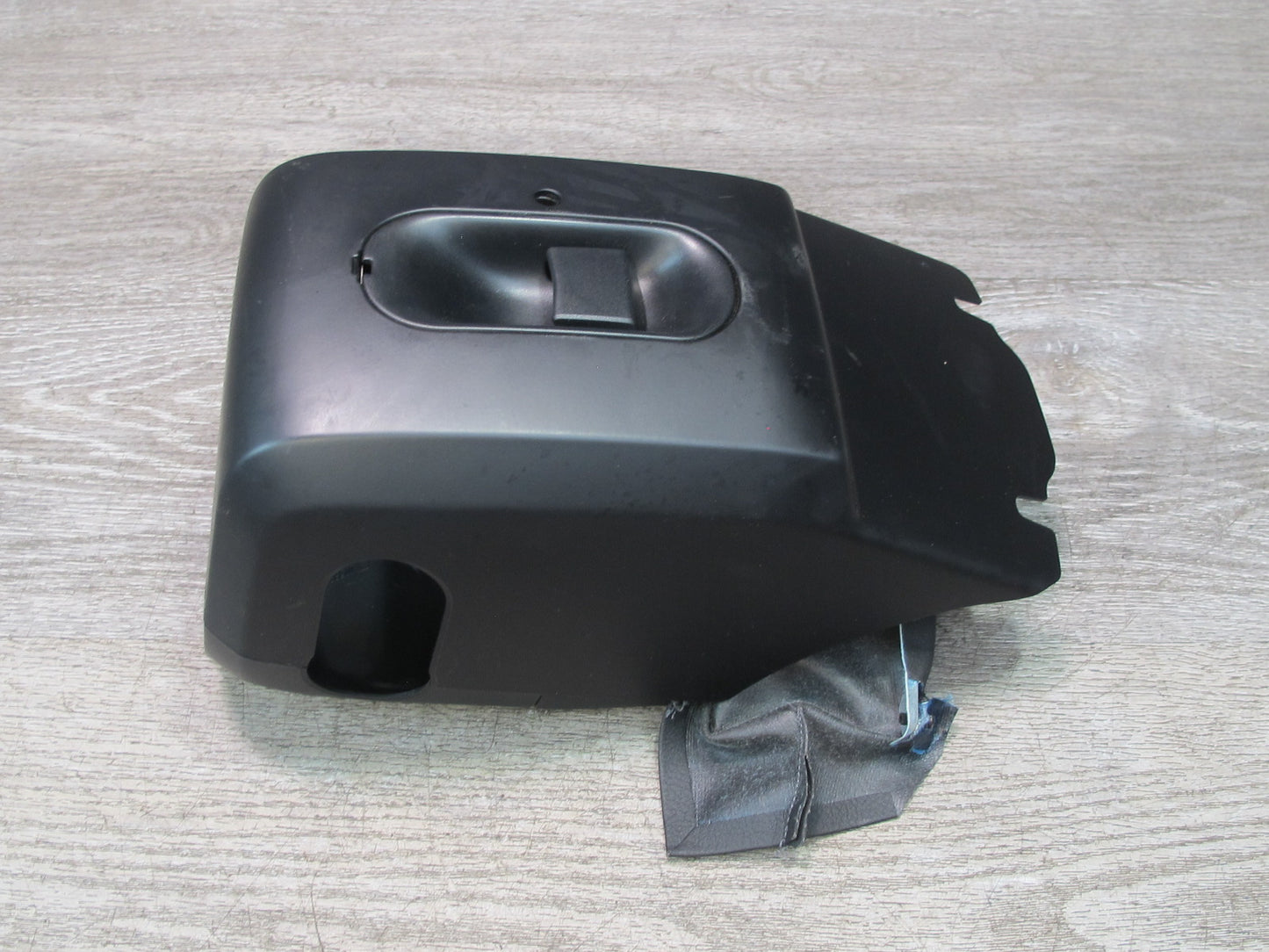 2015-2018 Porsche Macan Steering Column Upper & Lower Trim Panel Set