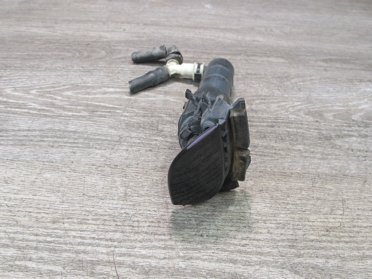 15-18 Porsche Macan Front Left & Right Headlight Washer Nozzle Spray JET Set