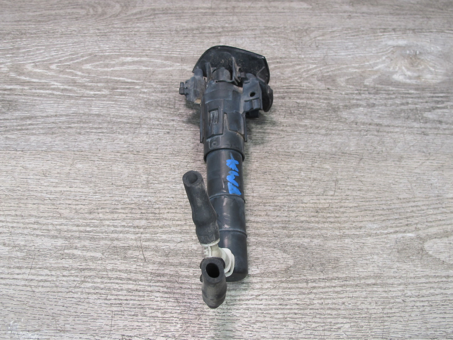 15-18 Porsche Macan Front Left & Right Headlight Washer Nozzle Spray JET Set