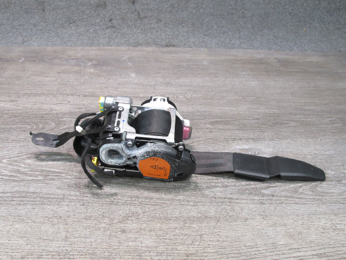 15-18 PORSCHE MACAN RONT RIGHT & LEFT SIDE SEATBELT RETRACTOR SET OEM