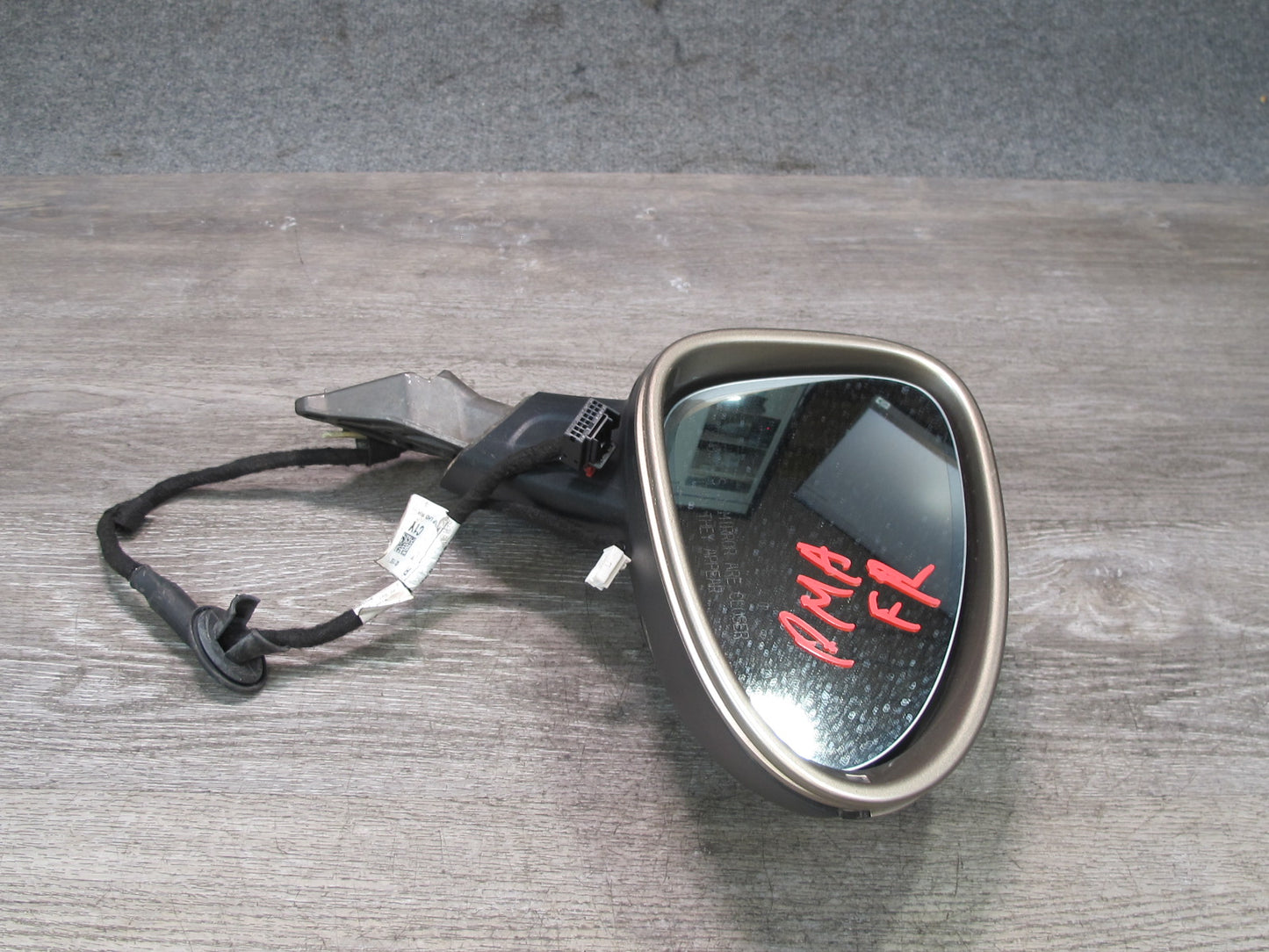 2015-2018 Porsche Macan Right Exterior Side View Mirror w Blind Spot 95B971469AK