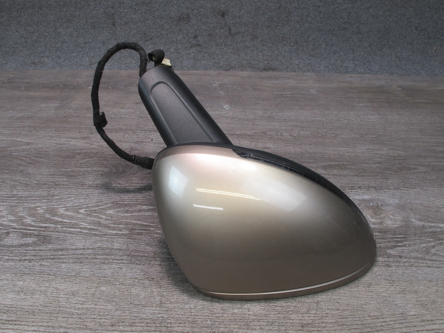 2015-2018 Porsche Macan Right Exterior Side View Mirror w Blind Spot 95B971469AK