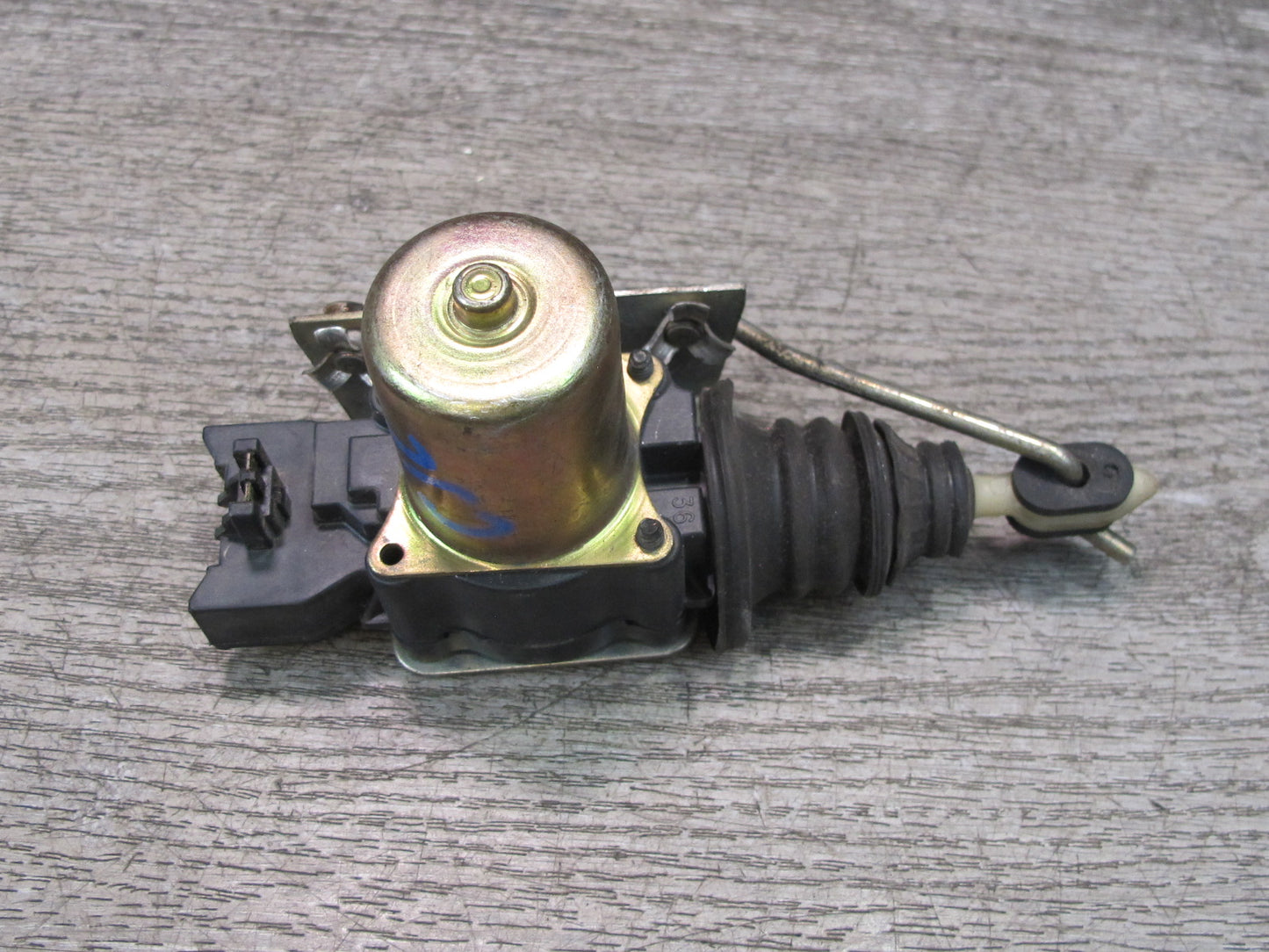 84-93 Chevrolet Corvette C4 Left Door Central Lock Actuator Motor OEM