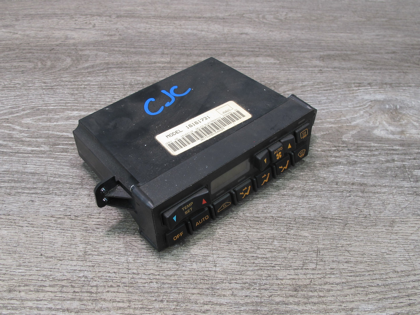 92-93 Chevrolet Corvette C4 A/C Heater Climate Control Switch Panel 16161731 OEM