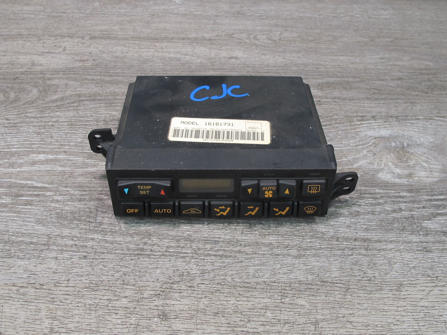 92-93 Chevrolet Corvette C4 A/C Heater Climate Control Switch Panel 16161731 OEM