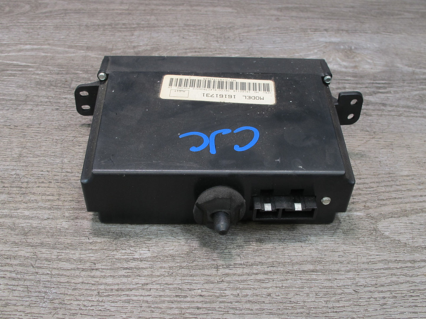 92-93 Chevrolet Corvette C4 A/C Heater Climate Control Switch Panel 16161731 OEM