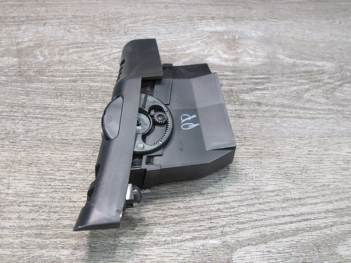 90-93 Chevrolet Corvette C4 Dash Left Air Vent Grille Black 10086045 OEM