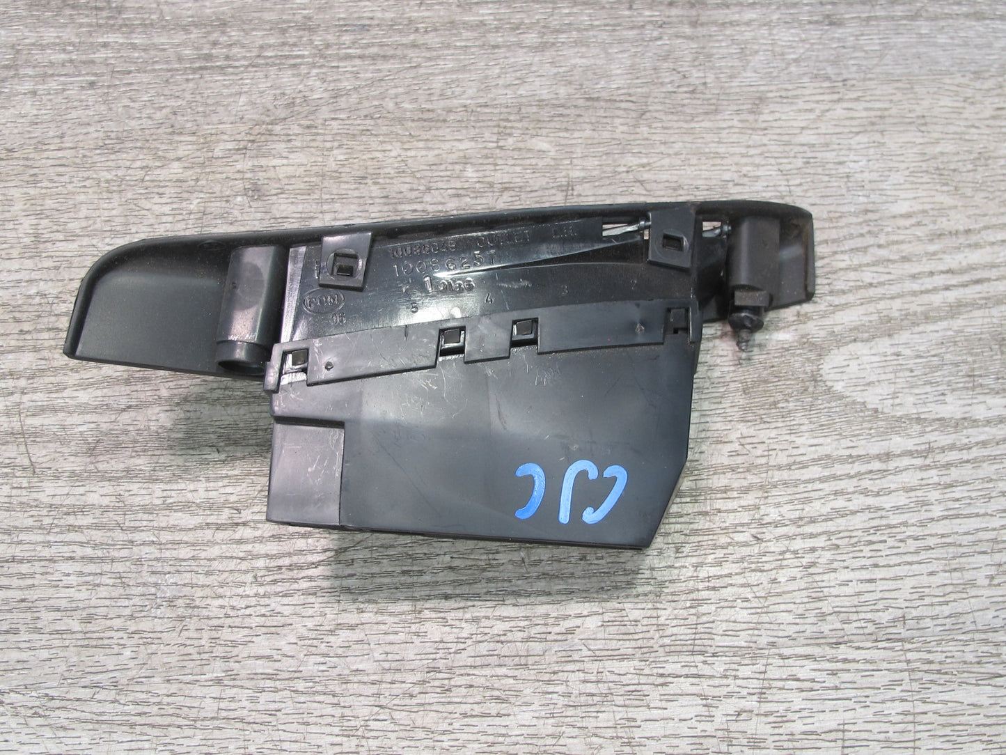 90-93 Chevrolet Corvette C4 Dash Left Air Vent Grille Black 10086045 OEM