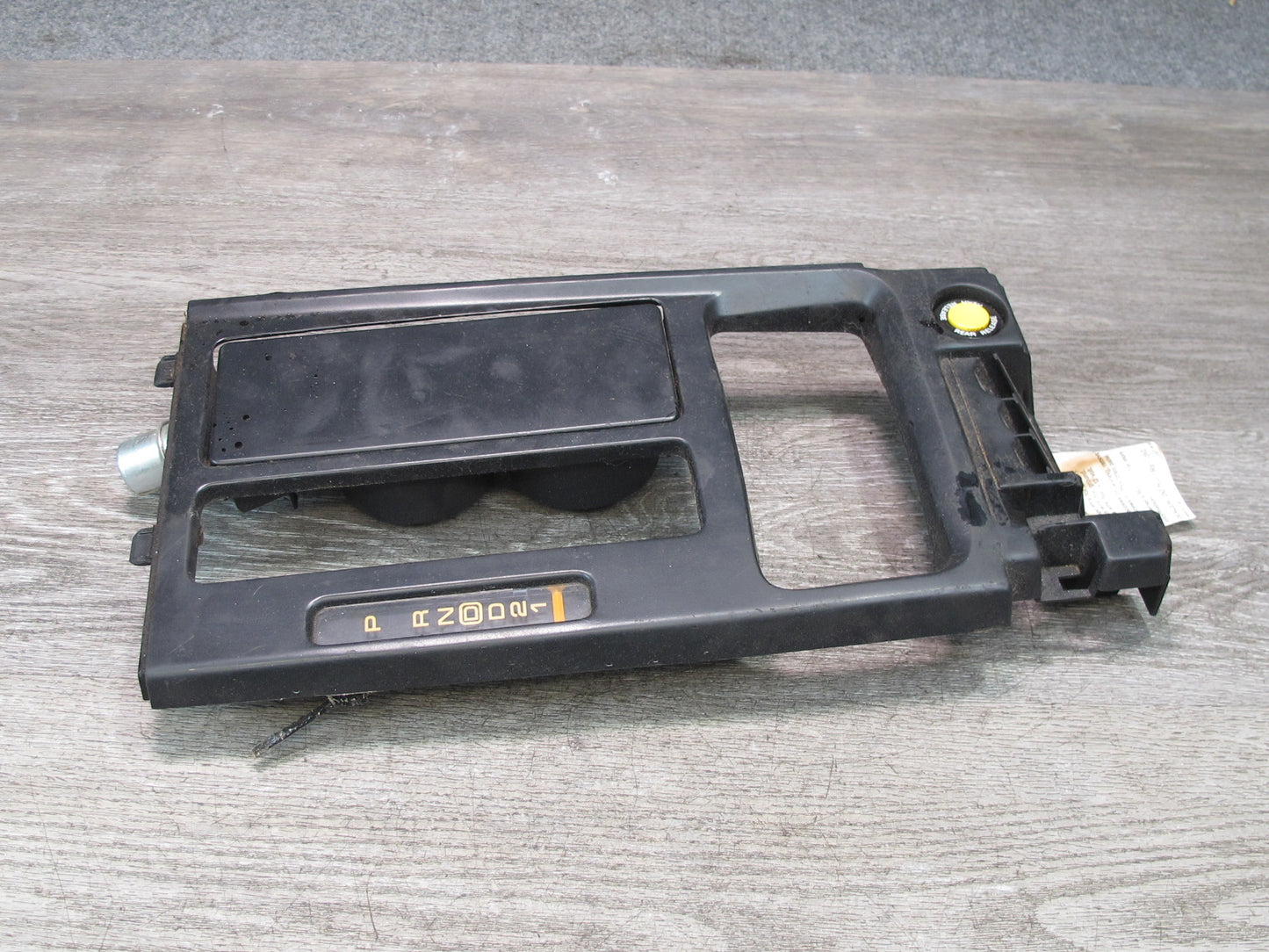 92-93 Chevrolet Corvette C4 A/T Center Console Shifter Trim w CUP Holder OEM