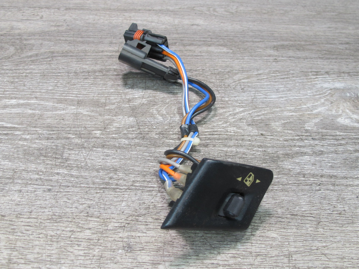 92-93 Chevrolet Corvette C4 Right Door Power Window Switch 10161835 OEM