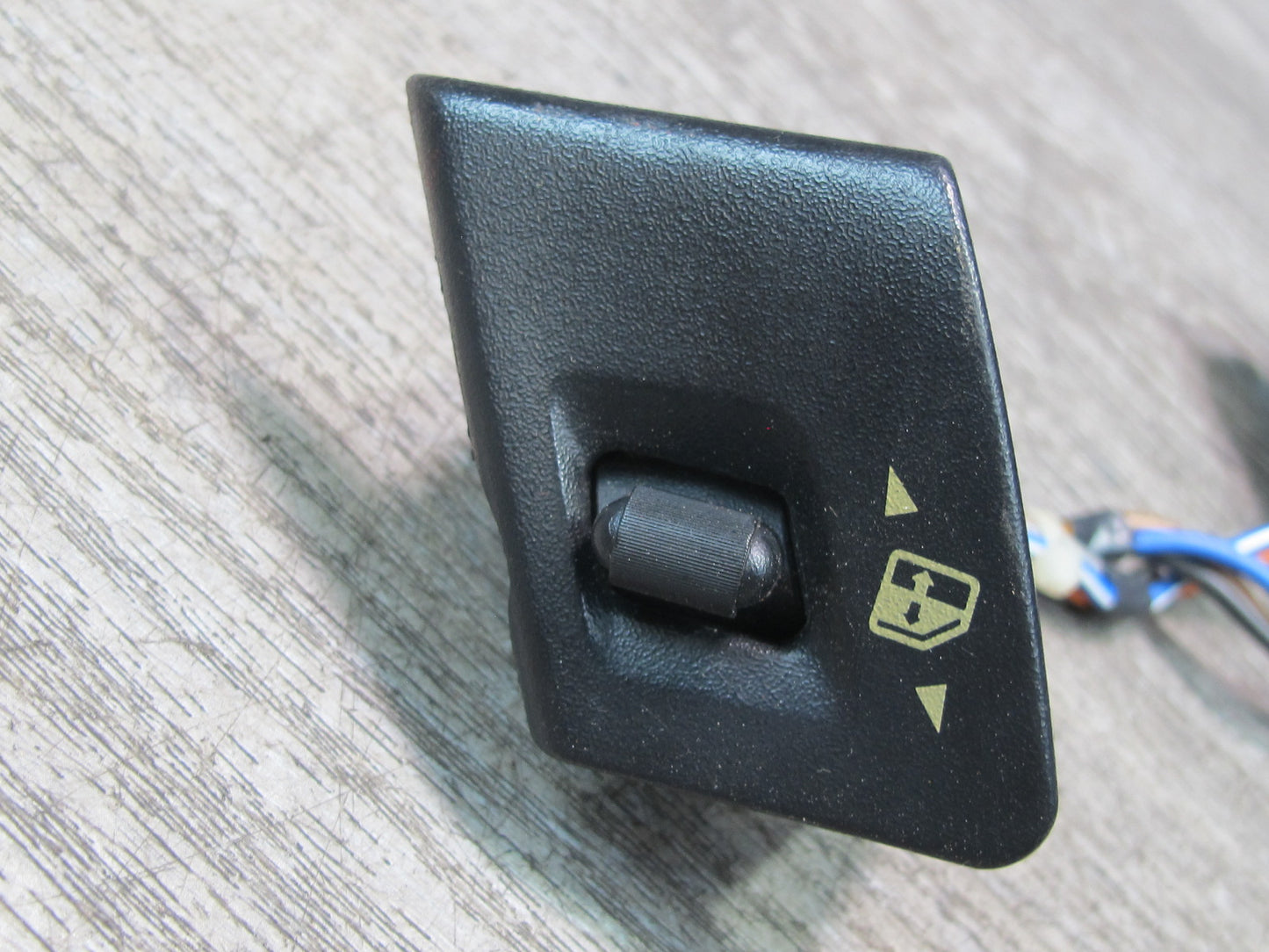 92-93 Chevrolet Corvette C4 Right Door Power Window Switch 10161835 OEM