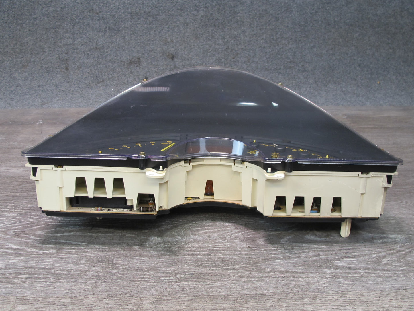 92-93 Chevrolet Corvette C4 Instrument Cluster Gauge Speedometer 16158831 OEM