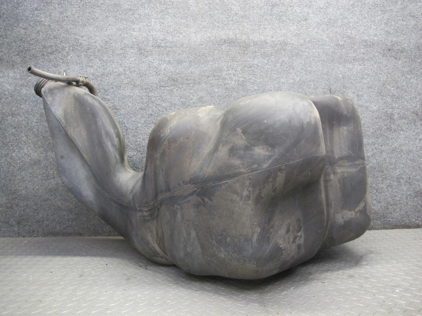 1984-1995 Porsche 928 S Fuel Gas Tank Unit 92820100303