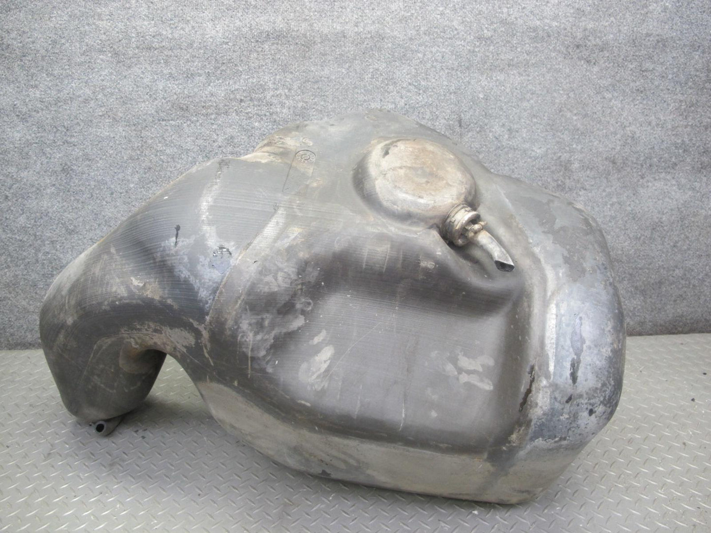 1984-1995 Porsche 928 S Fuel Gas Tank Unit 92820100303