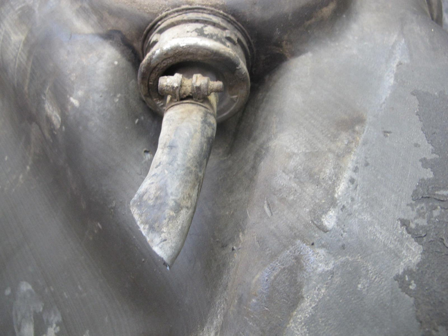 1984-1995 Porsche 928 S Fuel Gas Tank Unit 92820100303