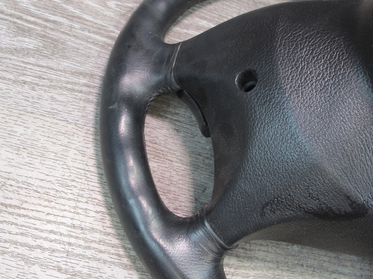 90-93 Chevrolet Corvette C4 4-SPOKE Leather Steering w Horn Buttons 10201320 OEM