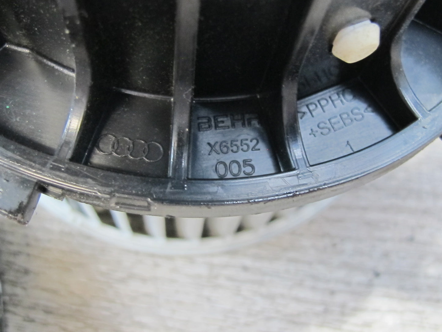 2015-2018 Porsche Macan A/C Heater Blower Motor Fan w Resistor