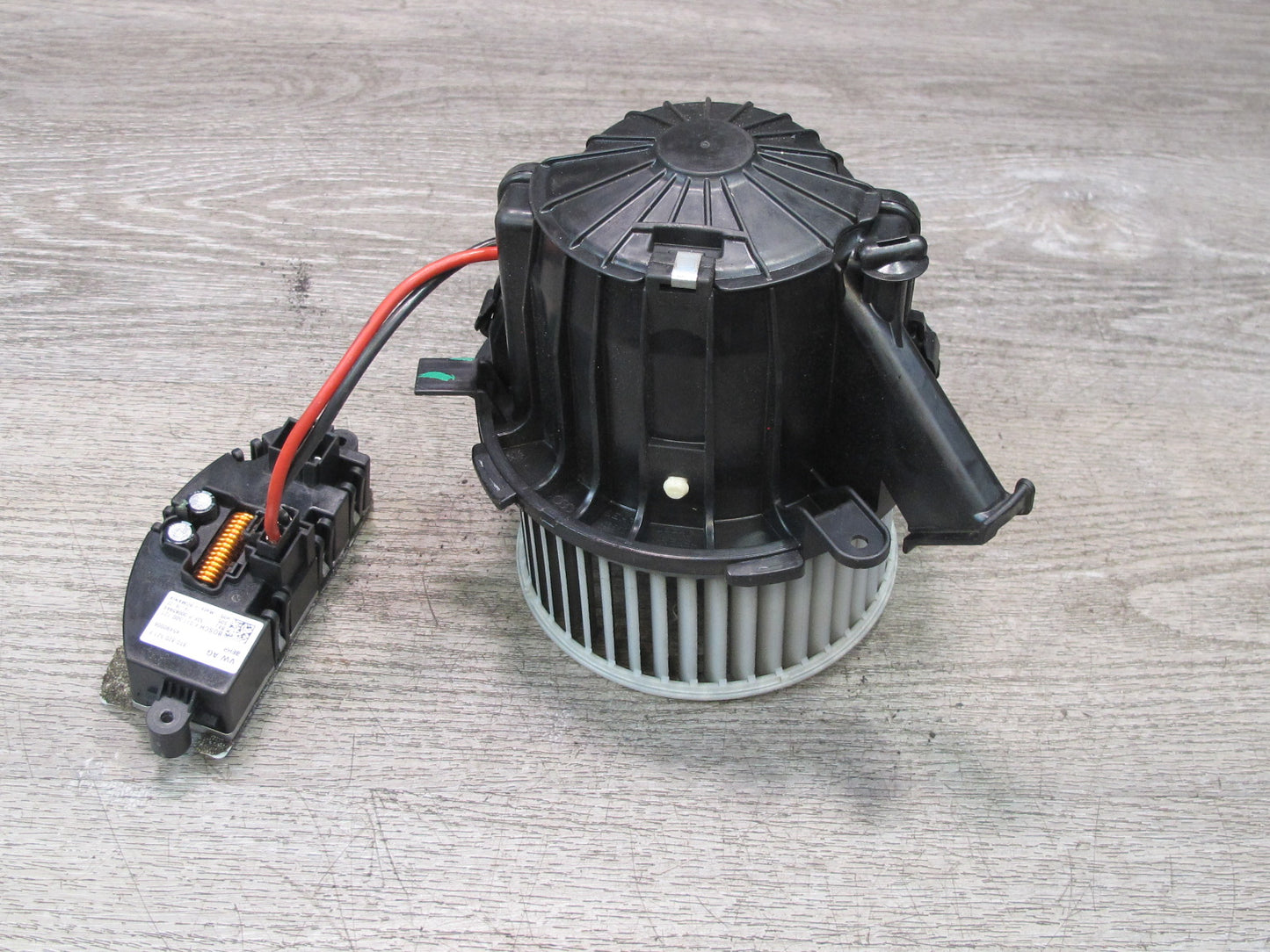2015-2018 Porsche Macan A/C Heater Blower Motor Fan w Resistor