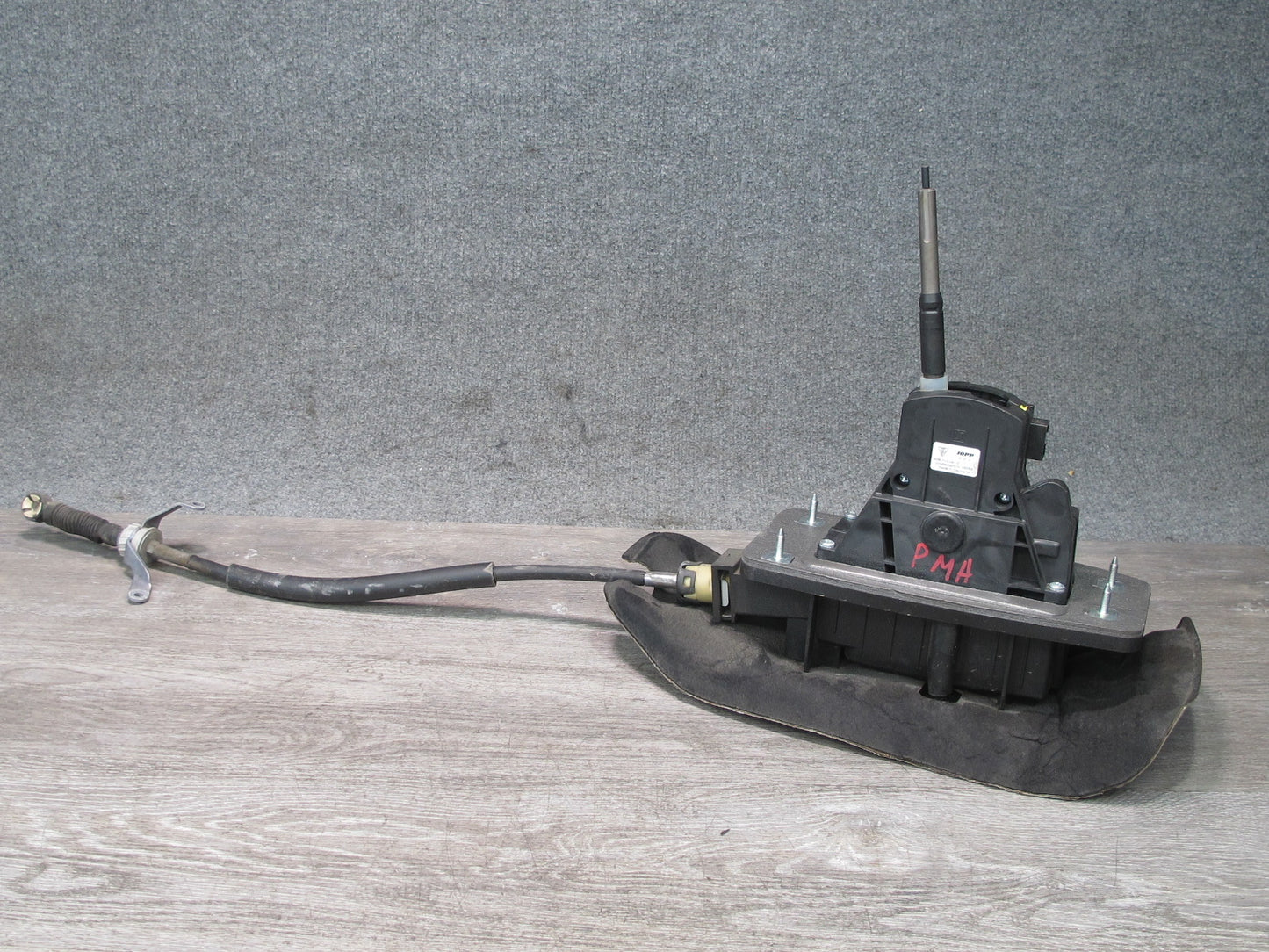 2015-2018 Porsche Macan A/T Automatic Transmission Shifter w Cable 95B713041C