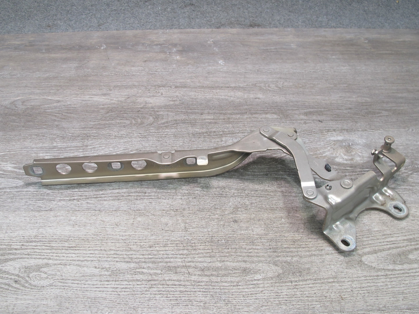 2015-2018 Porsche Macan Front Left & Right Hood Hinge Set of 2
