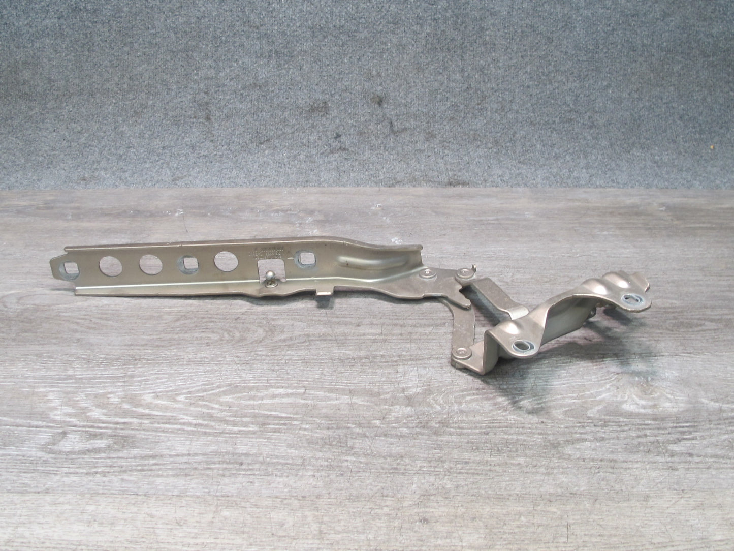 2015-2018 Porsche Macan Front Left & Right Hood Hinge Set of 2