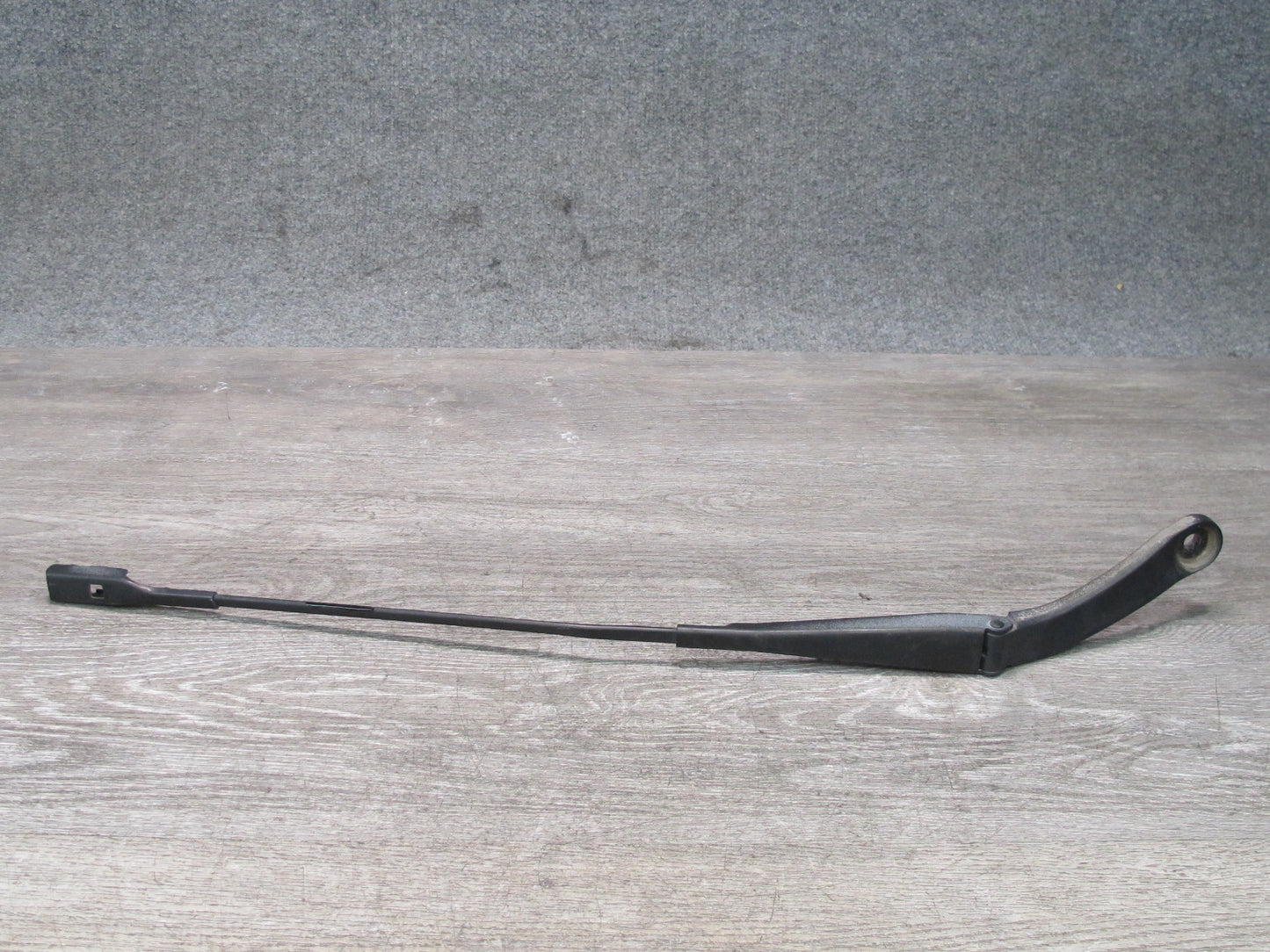 2015-2025 Porsche Macan Front Left & Right Windshield Wiper Arm Set of 2